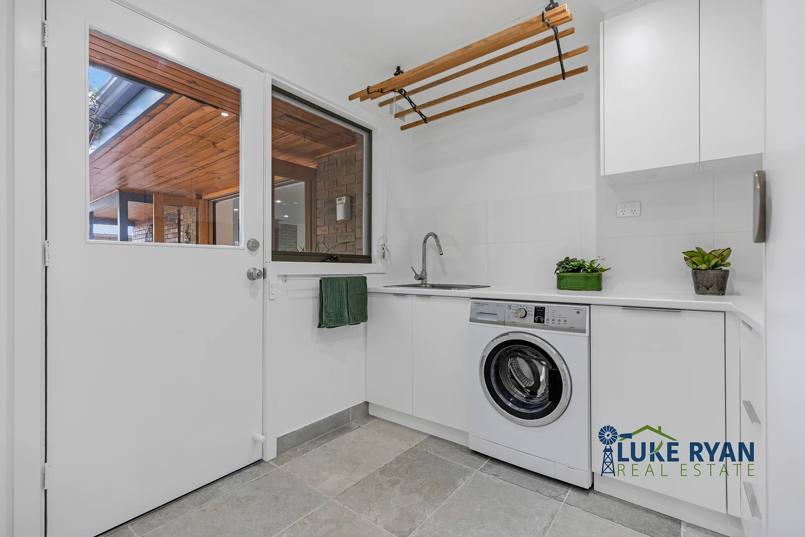 Additional image 23 of 6-8 William Street, Rochester VIC 3561