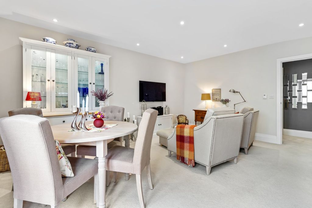 Additional image 13 of 2 bed flat for saleSandford Court, Humphris Place, Cheltenham GL53