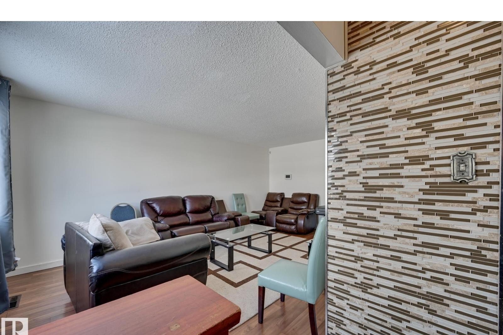 Additional image 8 of 6621 132 Avenue NW, Edmonton, AB, T5C2A4