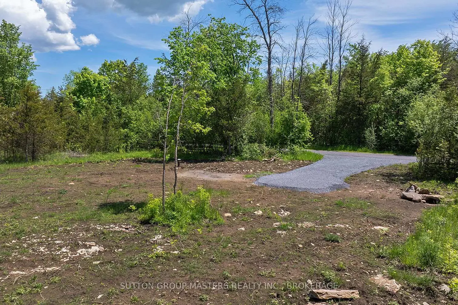 Additional image 17 of 103 Estis Road