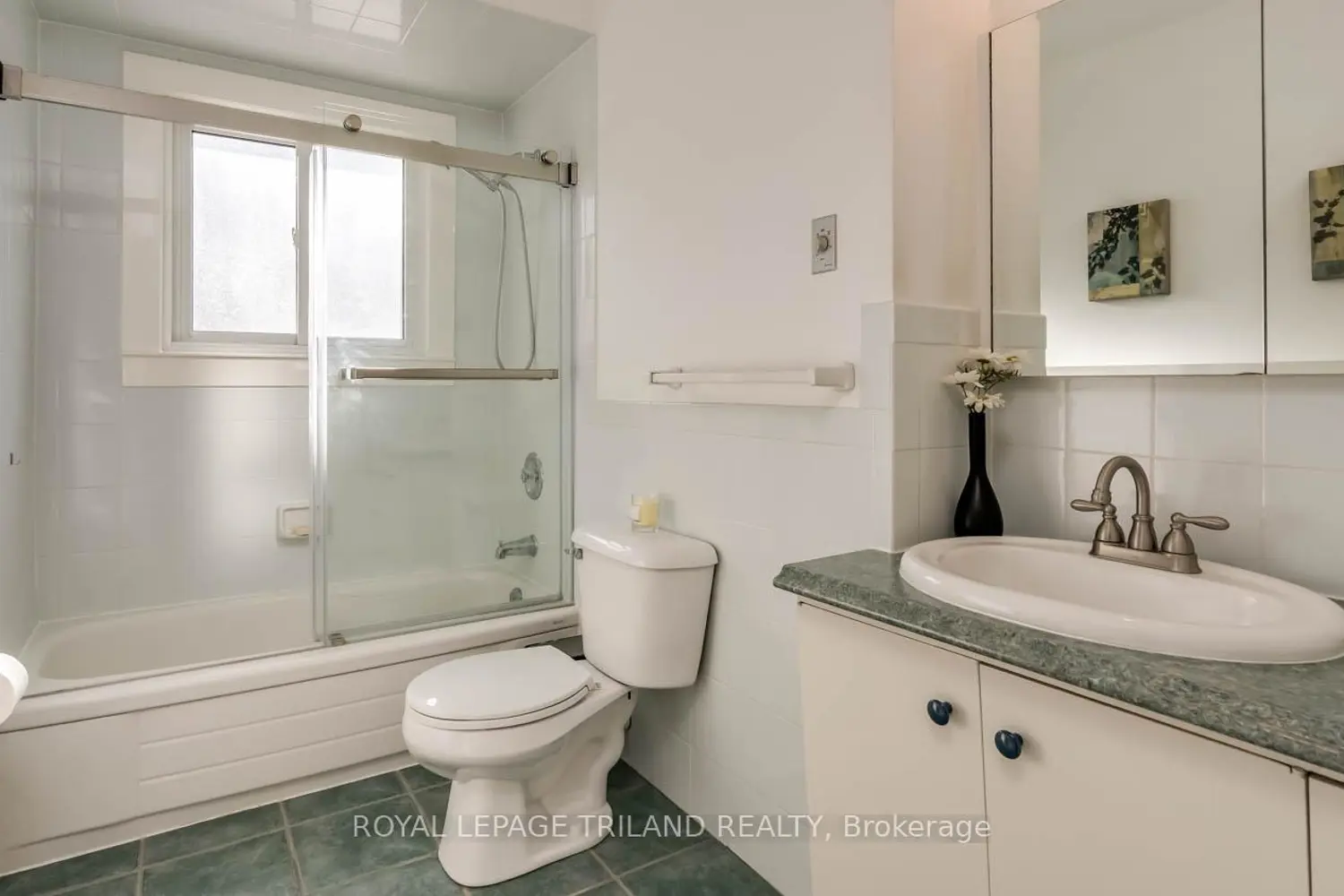 Additional image 12 of 7 Briarhill Place