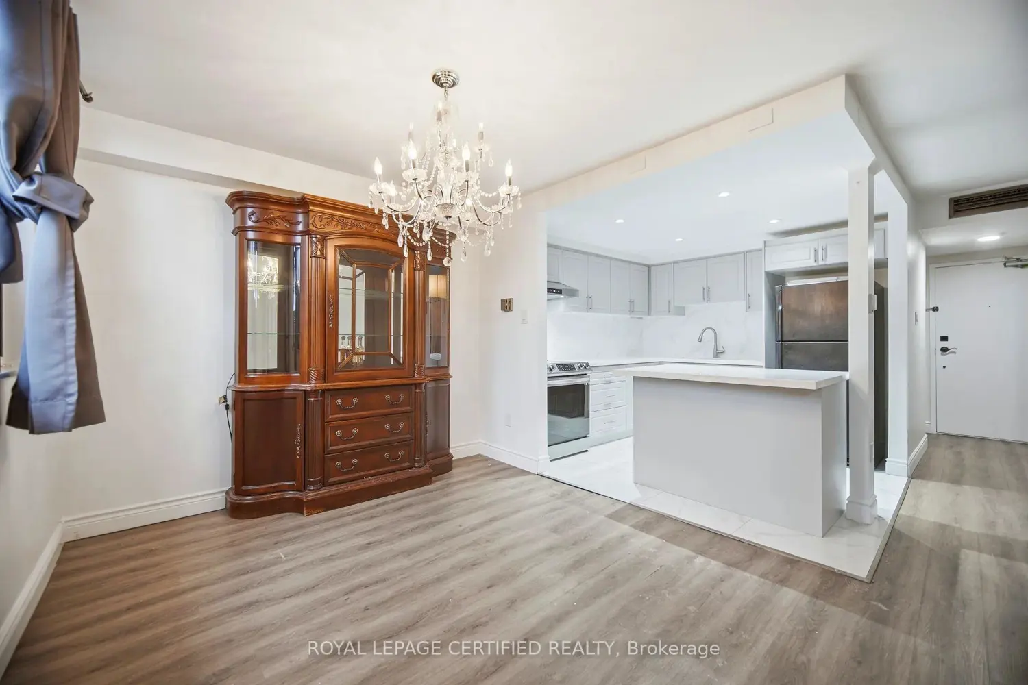 Additional image 15 of 2645 Jane Street 112
