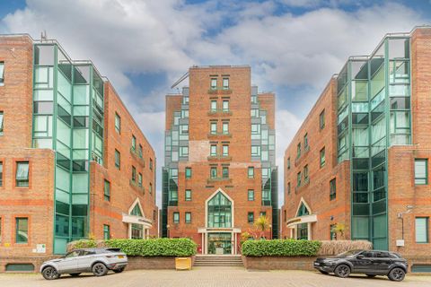 Aegon House, 13 Lanark Square, Limeharbour, Cross Harbour, South Quay, Canary Wharf, London E14