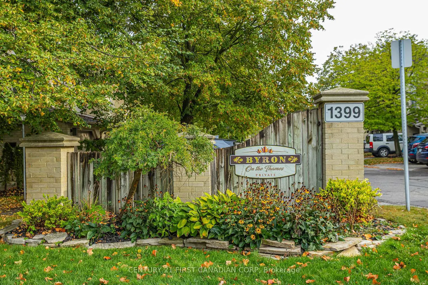 Additional image 18 of 1399 Commissioners Road 30