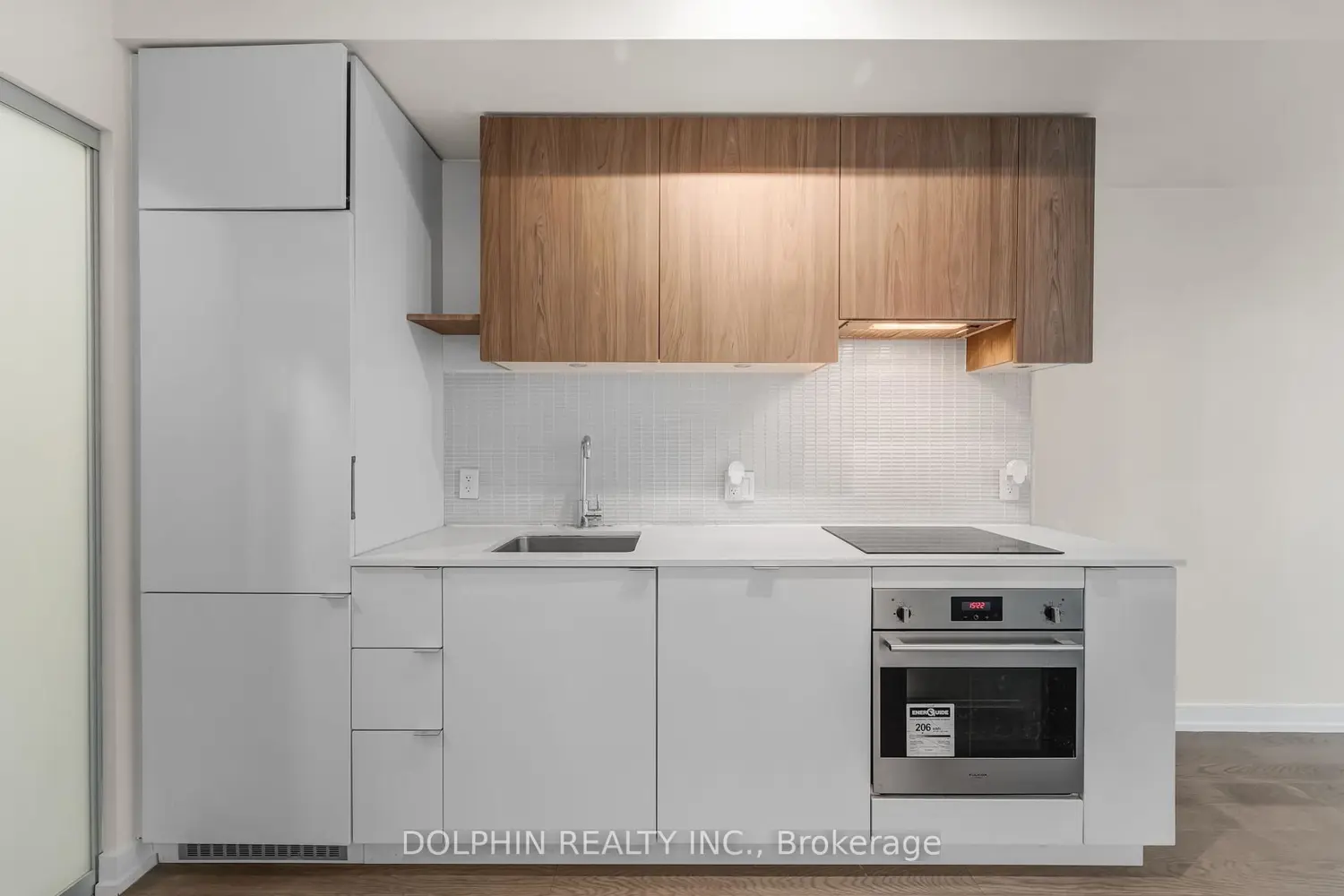 Additional image 6 of 161 Roehampton Avenue 1007