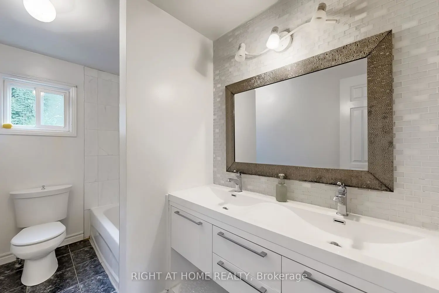 Additional image 8 of 52 Breckonwood Crescent