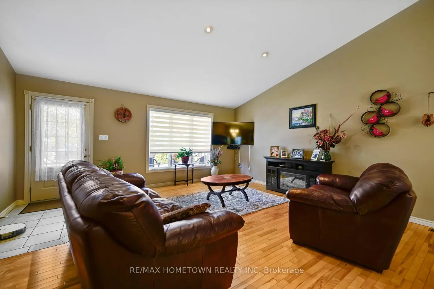 Additional image 7 of 8121 Main Street