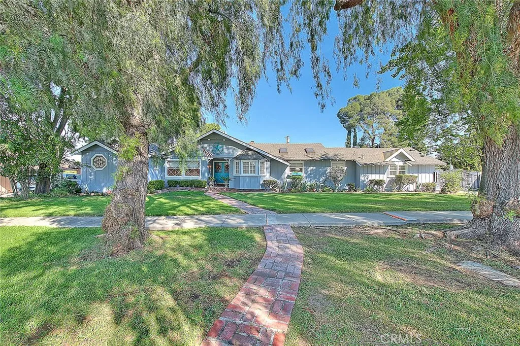 Additional image 2 of 1429 Garretson Ave, Corona, CA 92879
