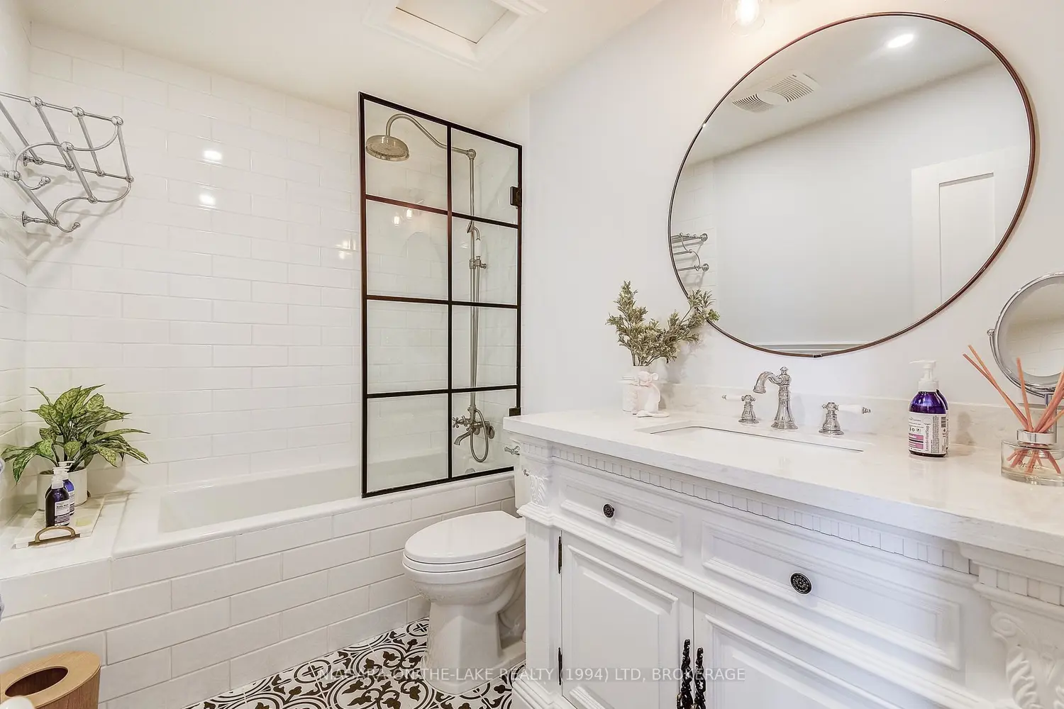 Additional image 10 of 58 Johnson Street