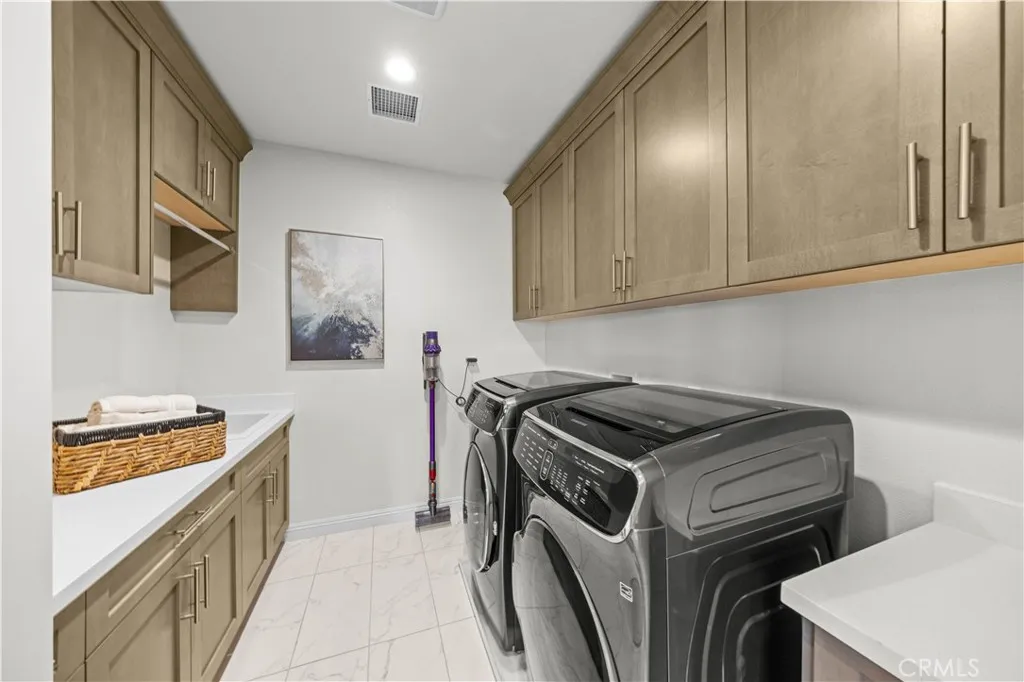 Additional image 46 of 127 Cruiser, Irvine, CA 92618