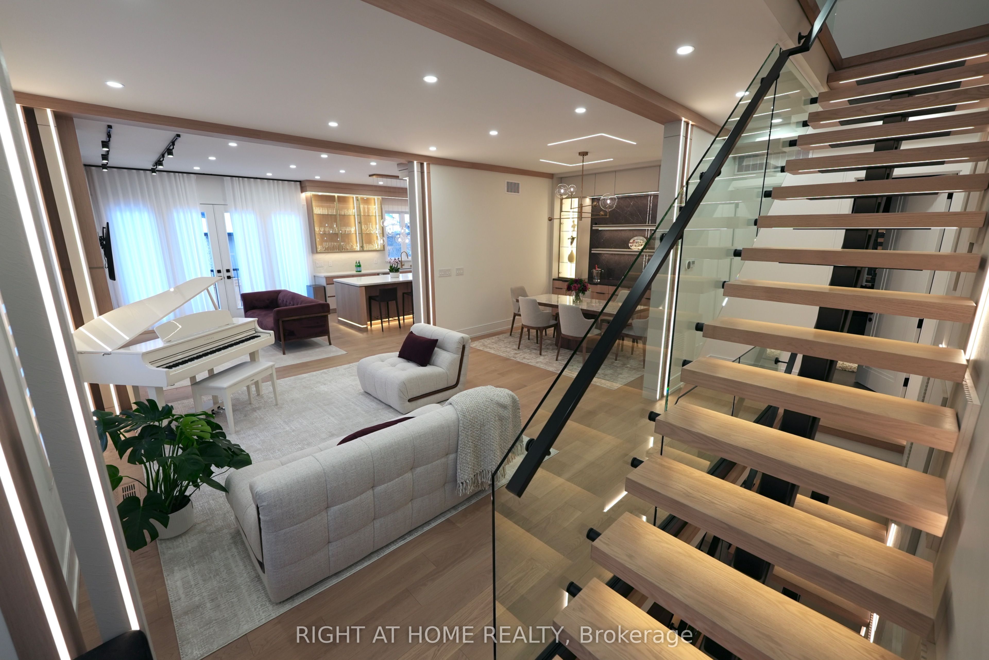 Additional image 6 of 33 Thorndale Avenue, Toronto, ON, M8X 1W8
