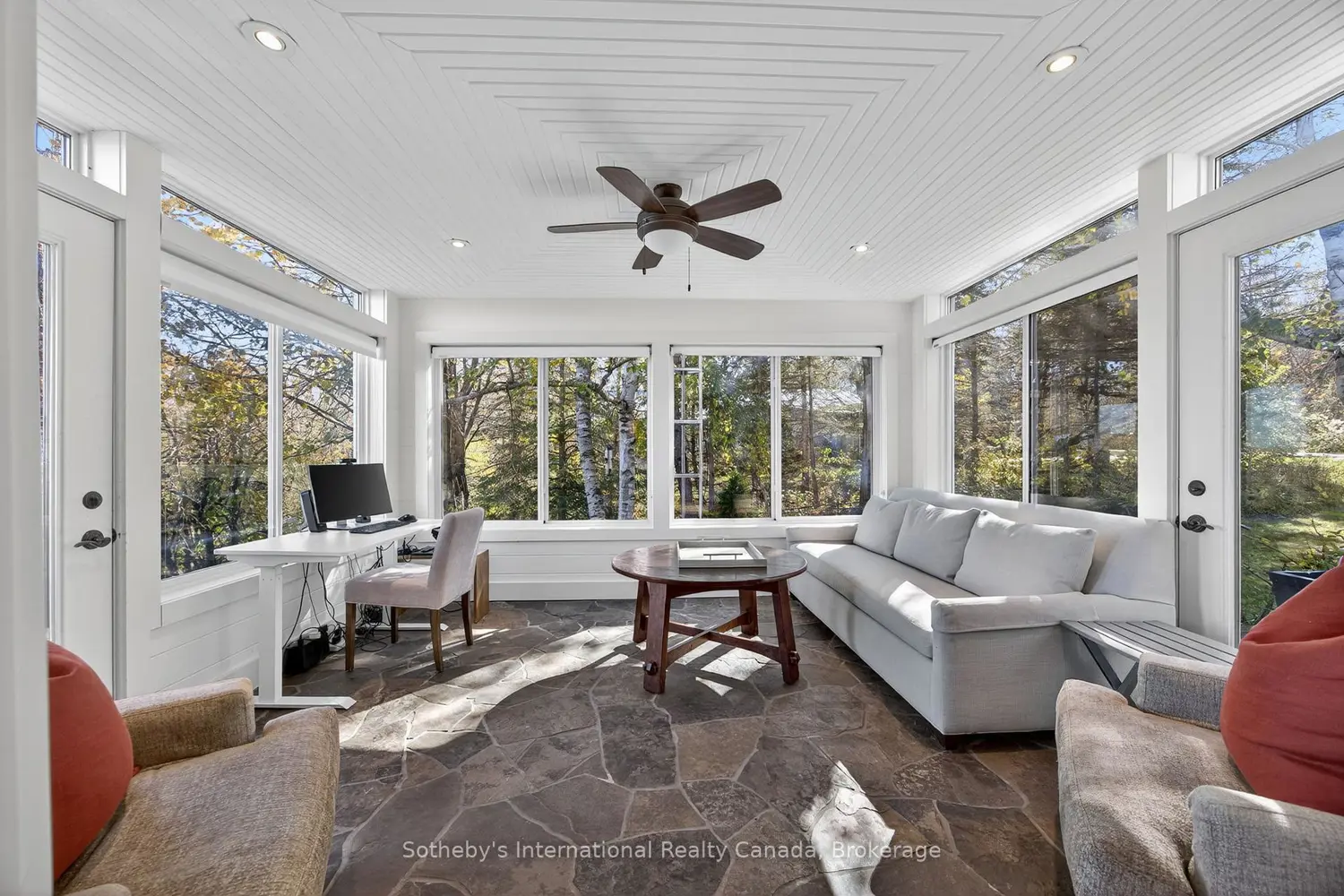 Additional image 4 of 589374 19 Grey Road