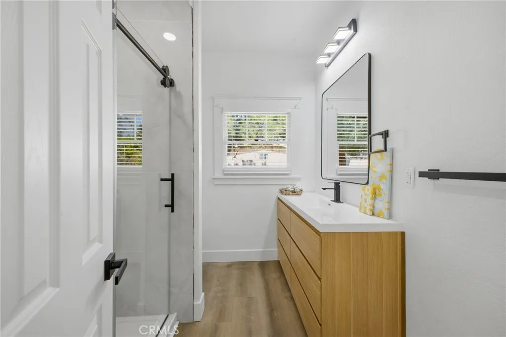 Additional image 102 of 661 N 4th St, Banning, CA 92220