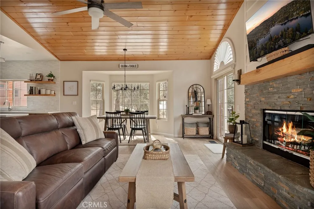 Additional image 50 of 32425 Snowshoe Ln, Running Springs, CA 92382