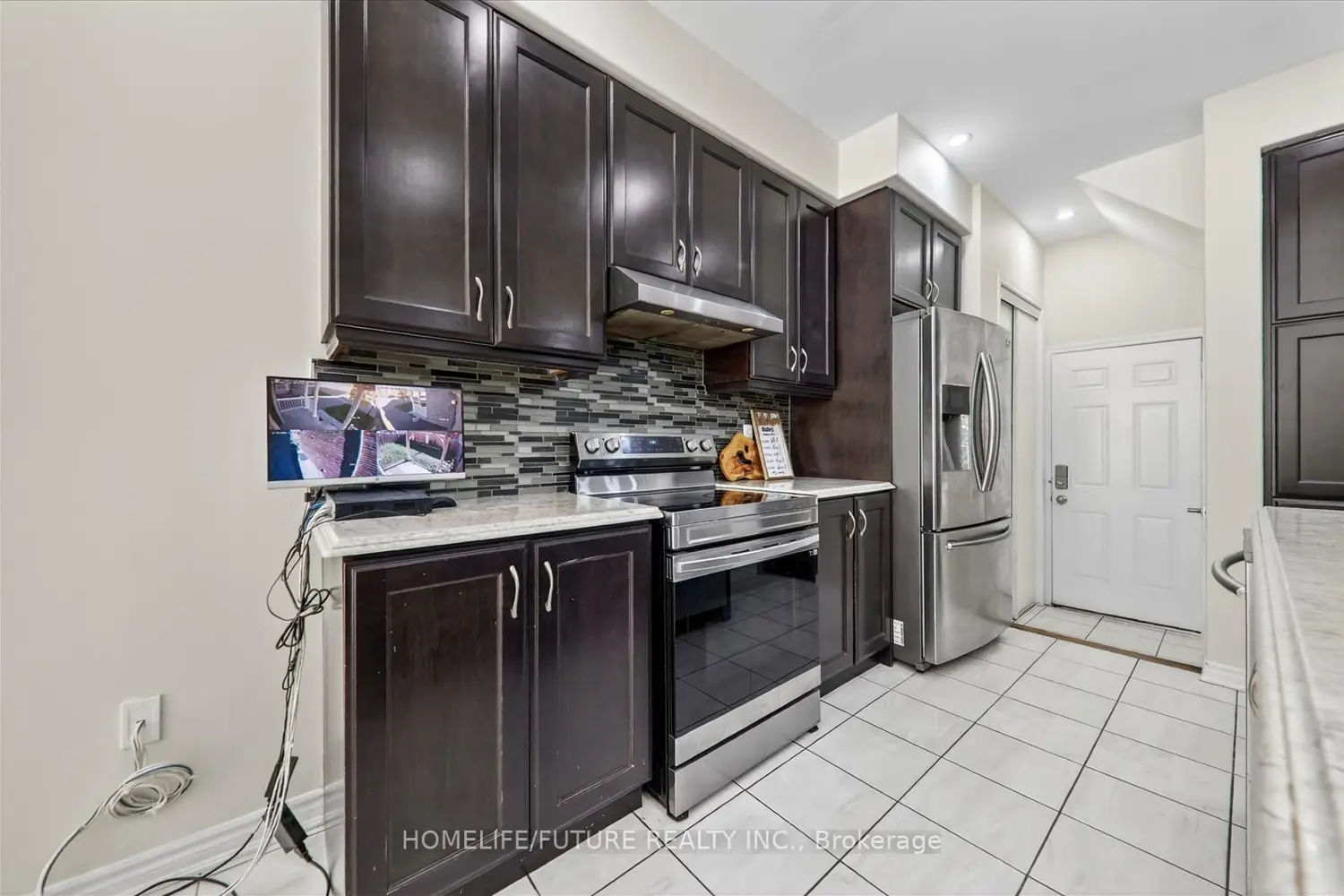 Additional image 8 of 1010 Dashwood Court