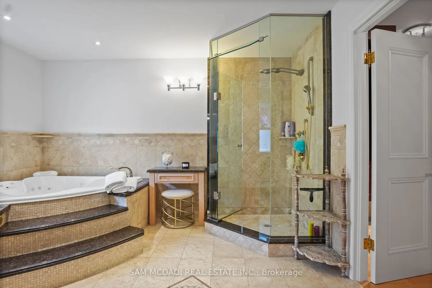 Additional image 10 of 1382 Aldo Drive