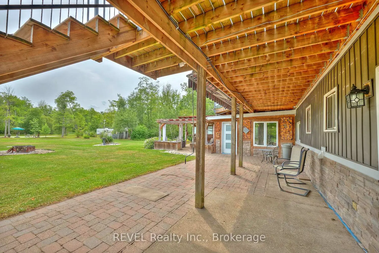 Additional image 18 of 740 Highway 20