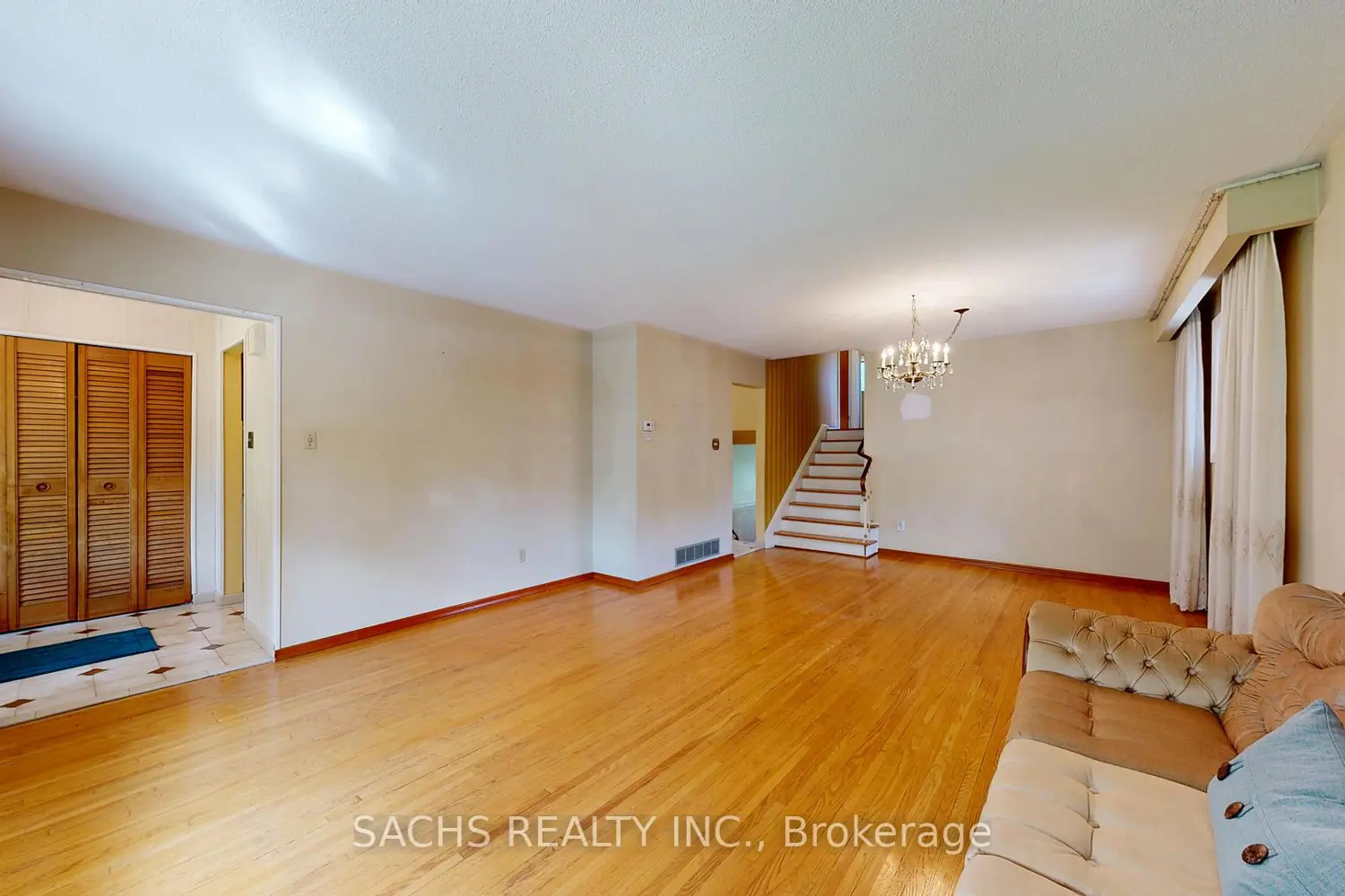 377 Crosby Avenue photo 4