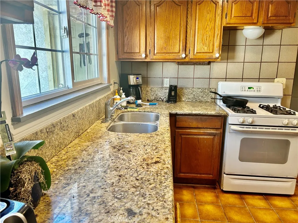 Additional image 37 of 35780 Eureka Avenue, Yucaipa, CA 92399