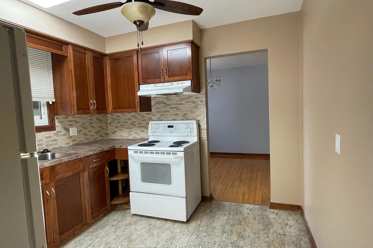 Additional image 16 of 6826 Stokes Street