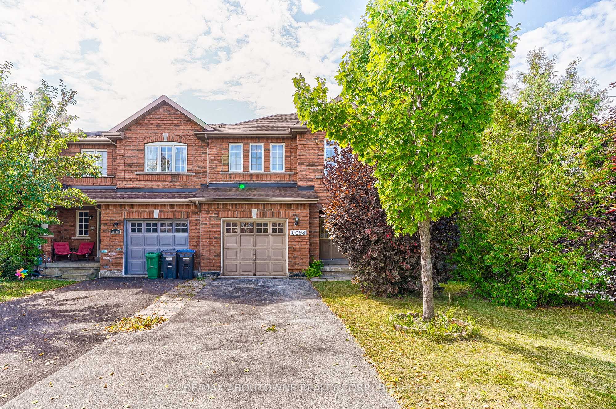 Additional image 3 of 6098 Rowers Crescent, Mississauga, ON, L5V 3A2