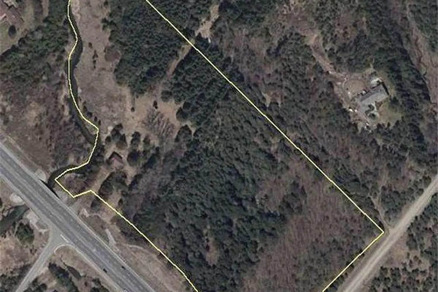 Additional image 10 of 20489 Hurontario Street