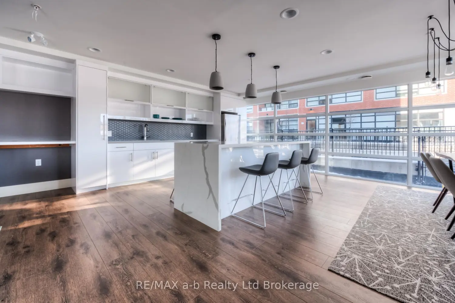 Additional image 18 of 155 St Leger Street 415