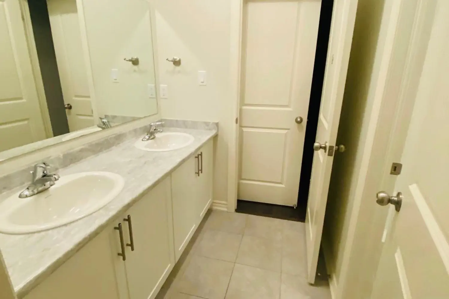 Additional image 8 of 1222 Plymouth Drive