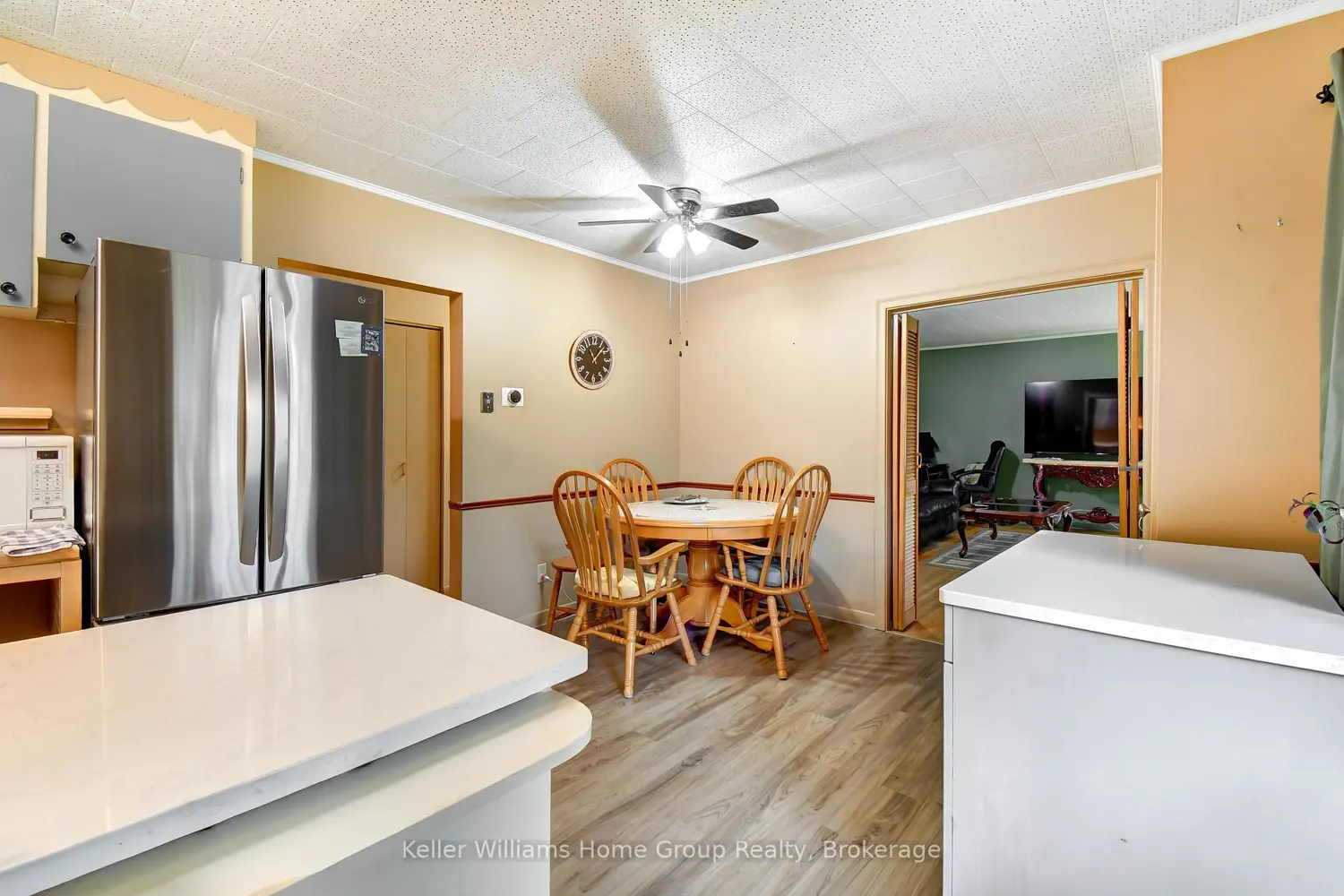 Additional image 4 of 2 Easton Avenue