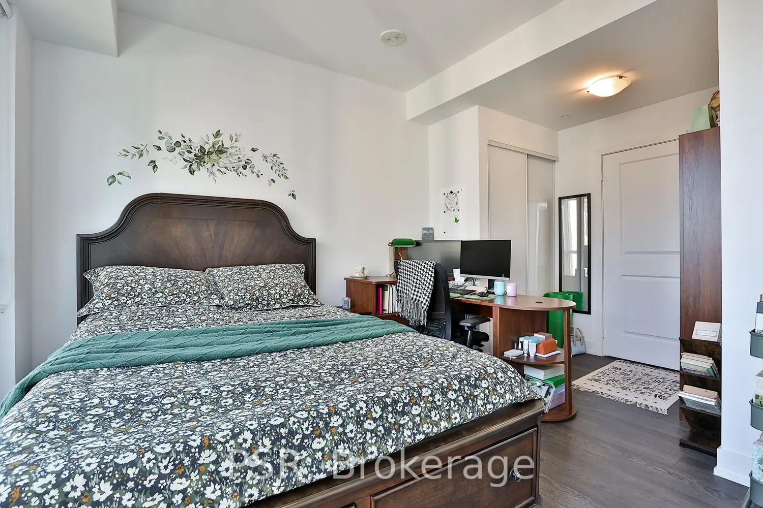 Additional image 9 of 11 Lillian Street 909