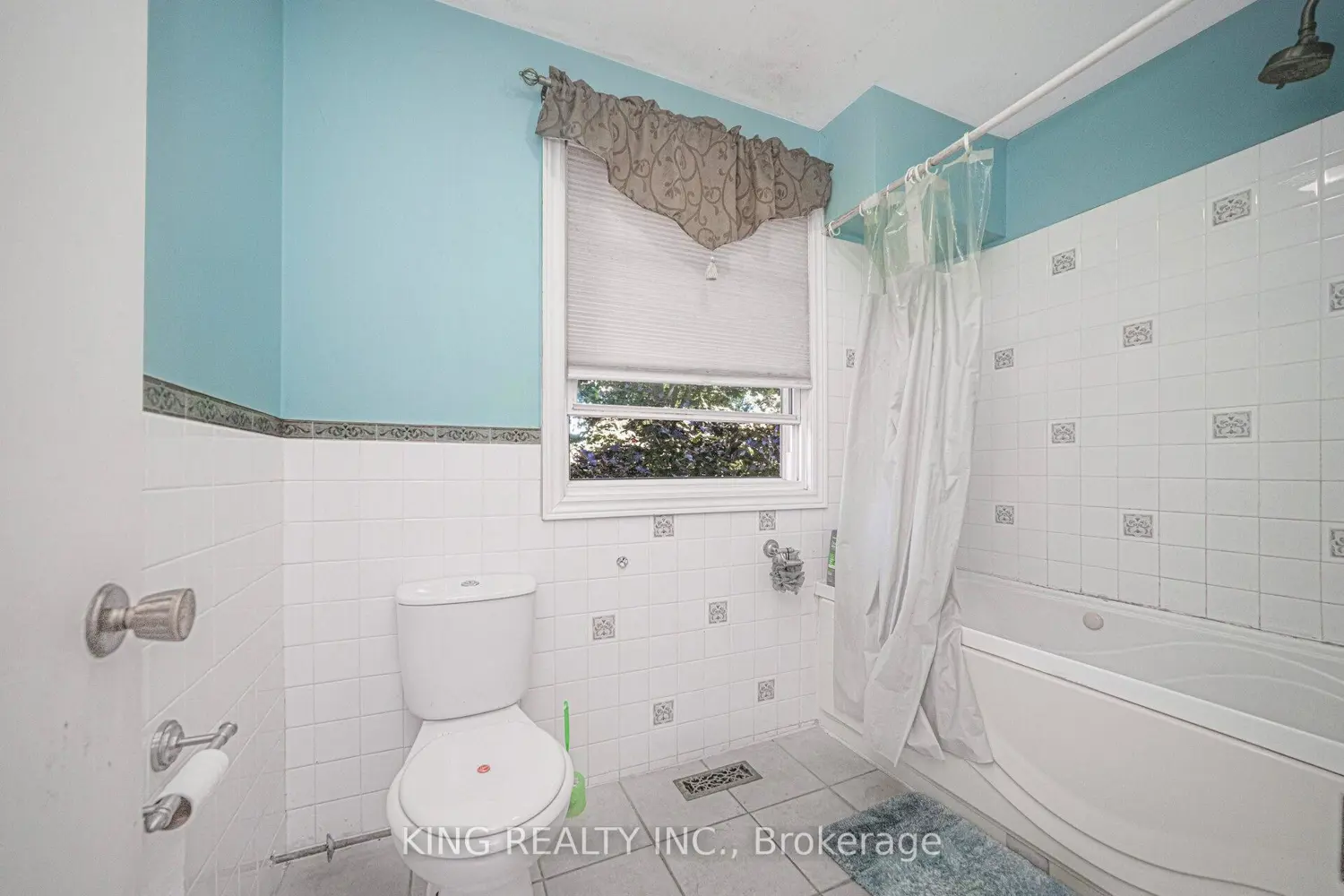 Additional image 10 of 5326 Ninth Line