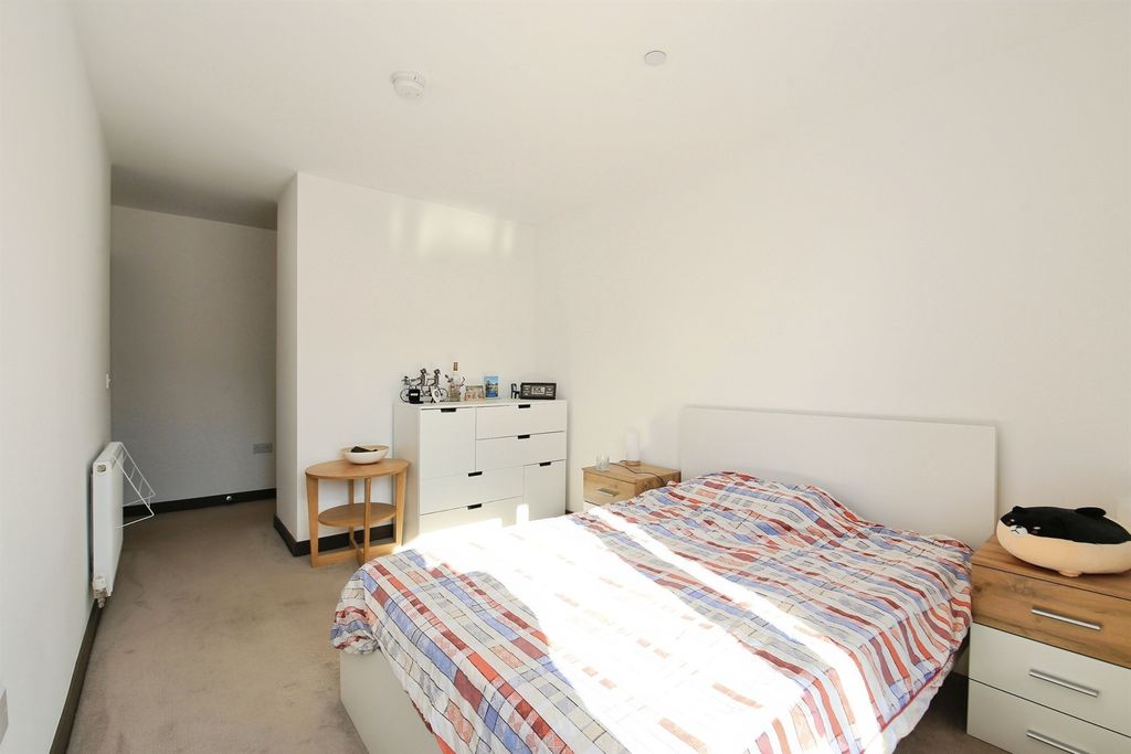Additional image 6 of 2 bed flat for saleEast Station Road, Fletton Quays, Peterborough PE2