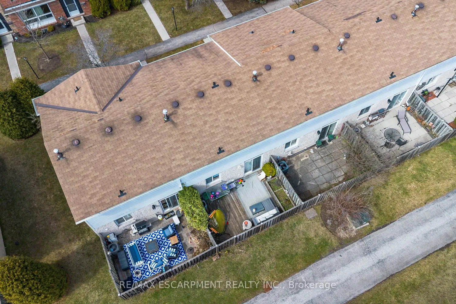 Additional image 20 of 5475 Lakeshore Road 54