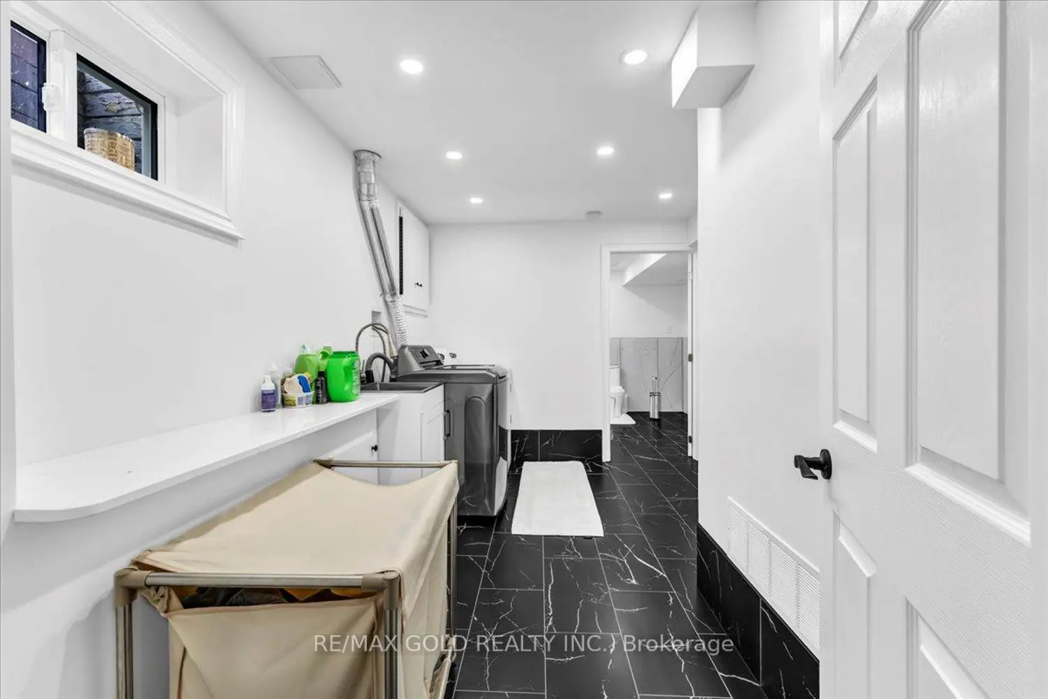 Additional image 15 of 53 Dorchester Drive