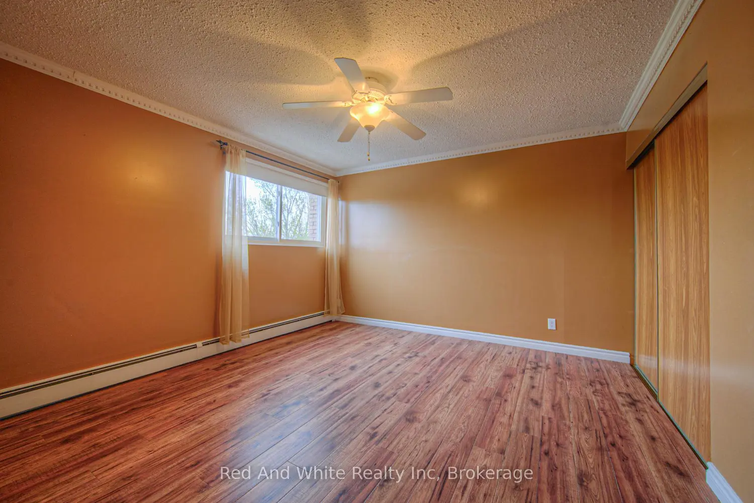 Additional image 5 of 400 Champlain Boulevard 406