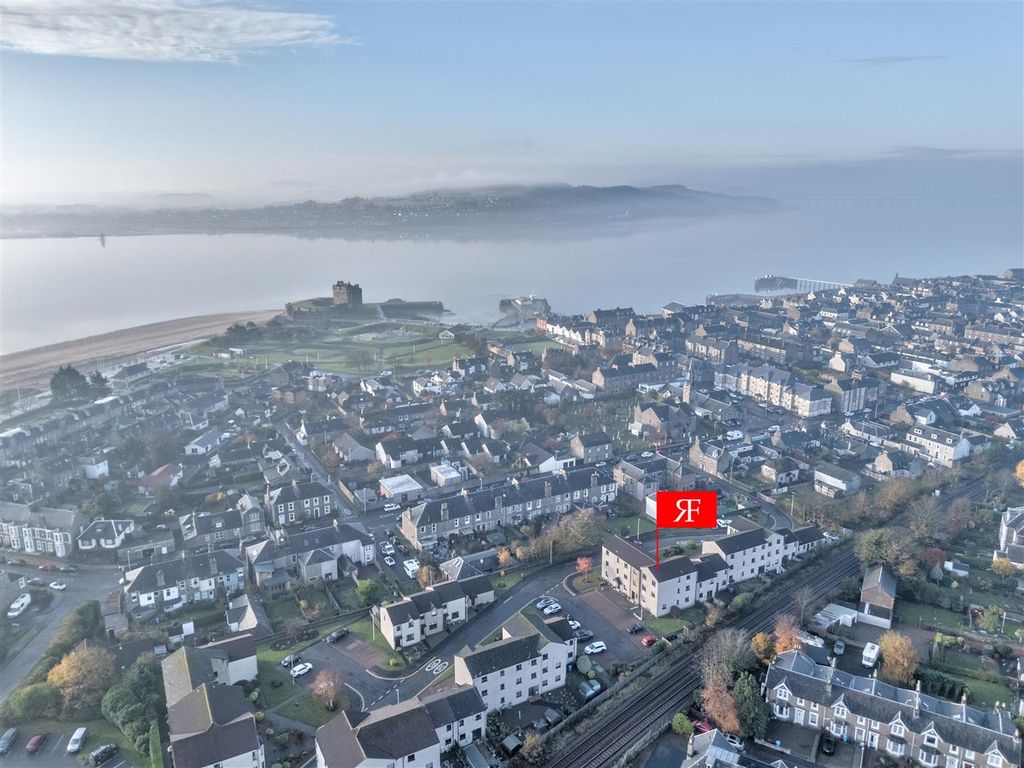 Additional image 2 of 2 bed flat for saleCross Street, Broughty Ferry, Dundee DD5