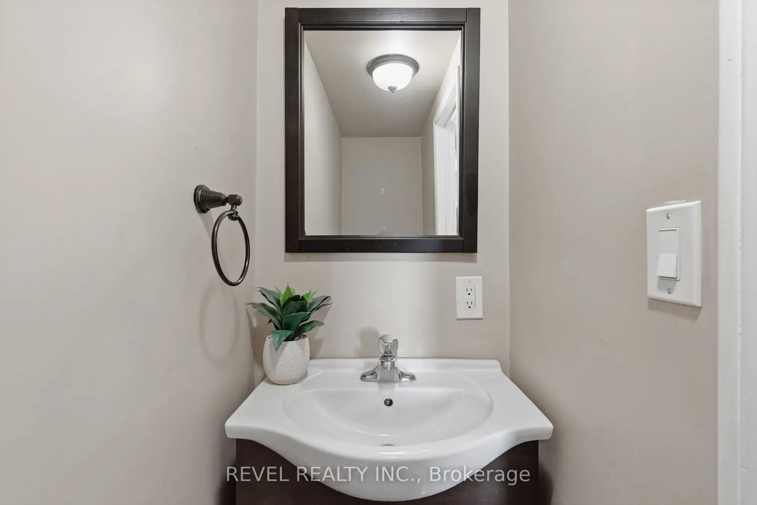 Additional image 10 of 2426 County Road 48