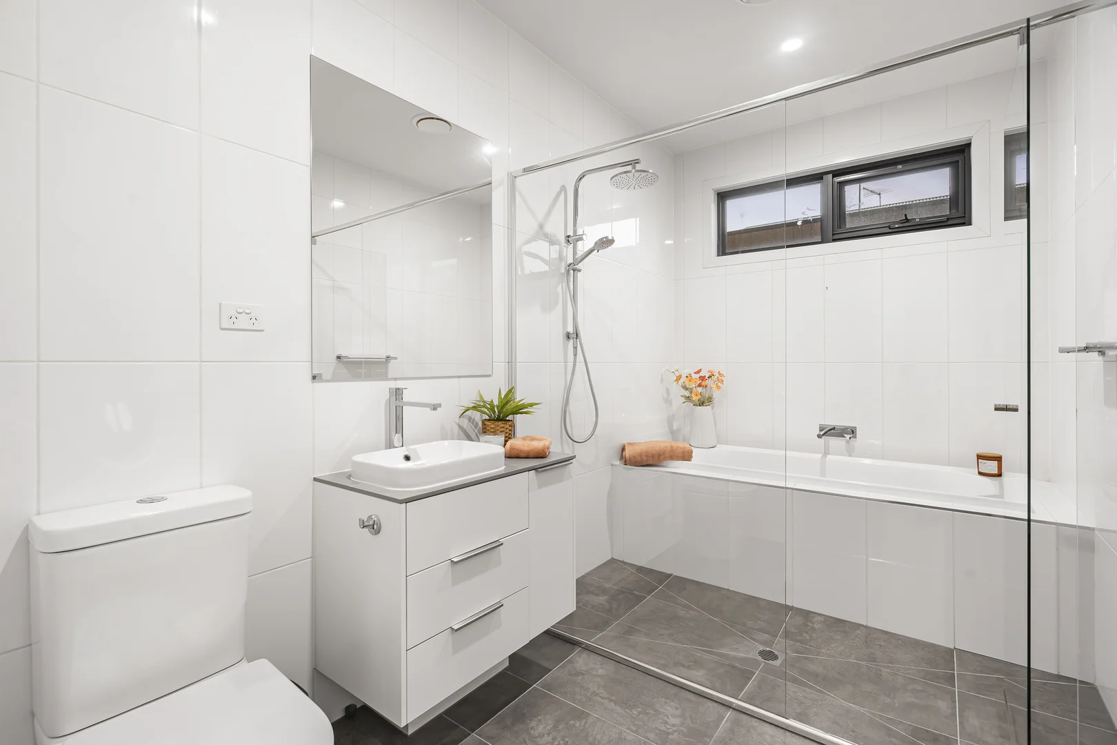 Additional image 7 of 3/142 Templestowe Road, Templestowe Lower VIC 3107
