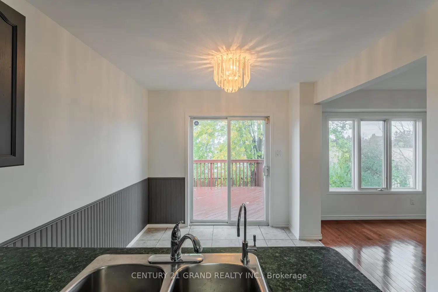 Additional image 6 of 25 Anastasia Crescent