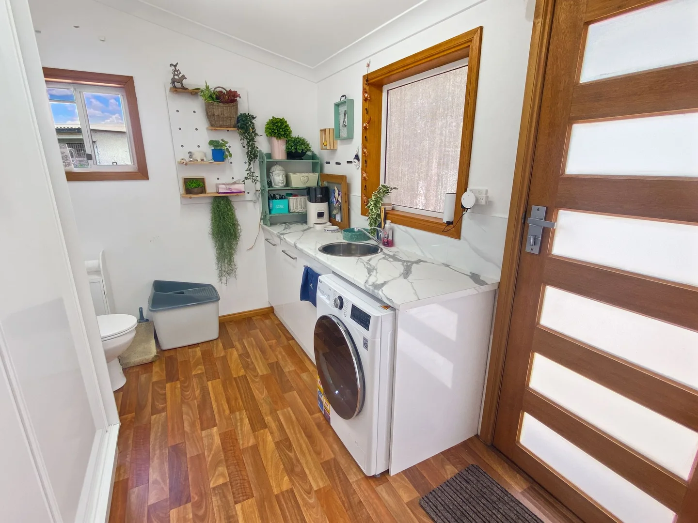 Additional image 10 of 2-16 Sugden Street, Narrandera NSW 2700