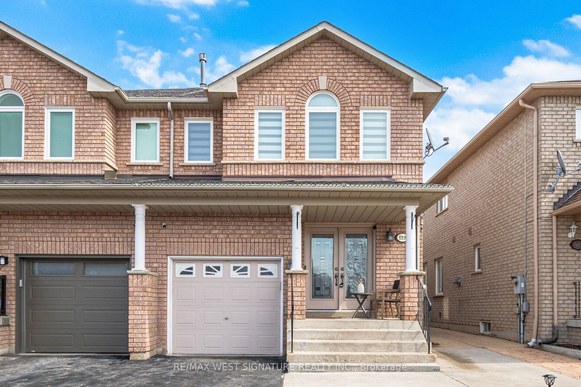 119 Castle Park Boulevard, Vaughan, ON, L4H 1X7