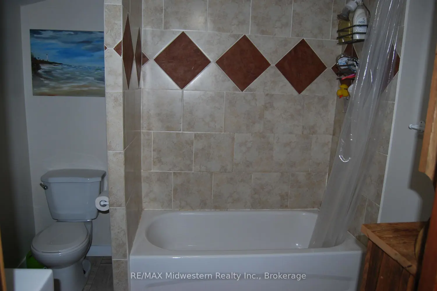 Additional image 11 of 410 Temple Street