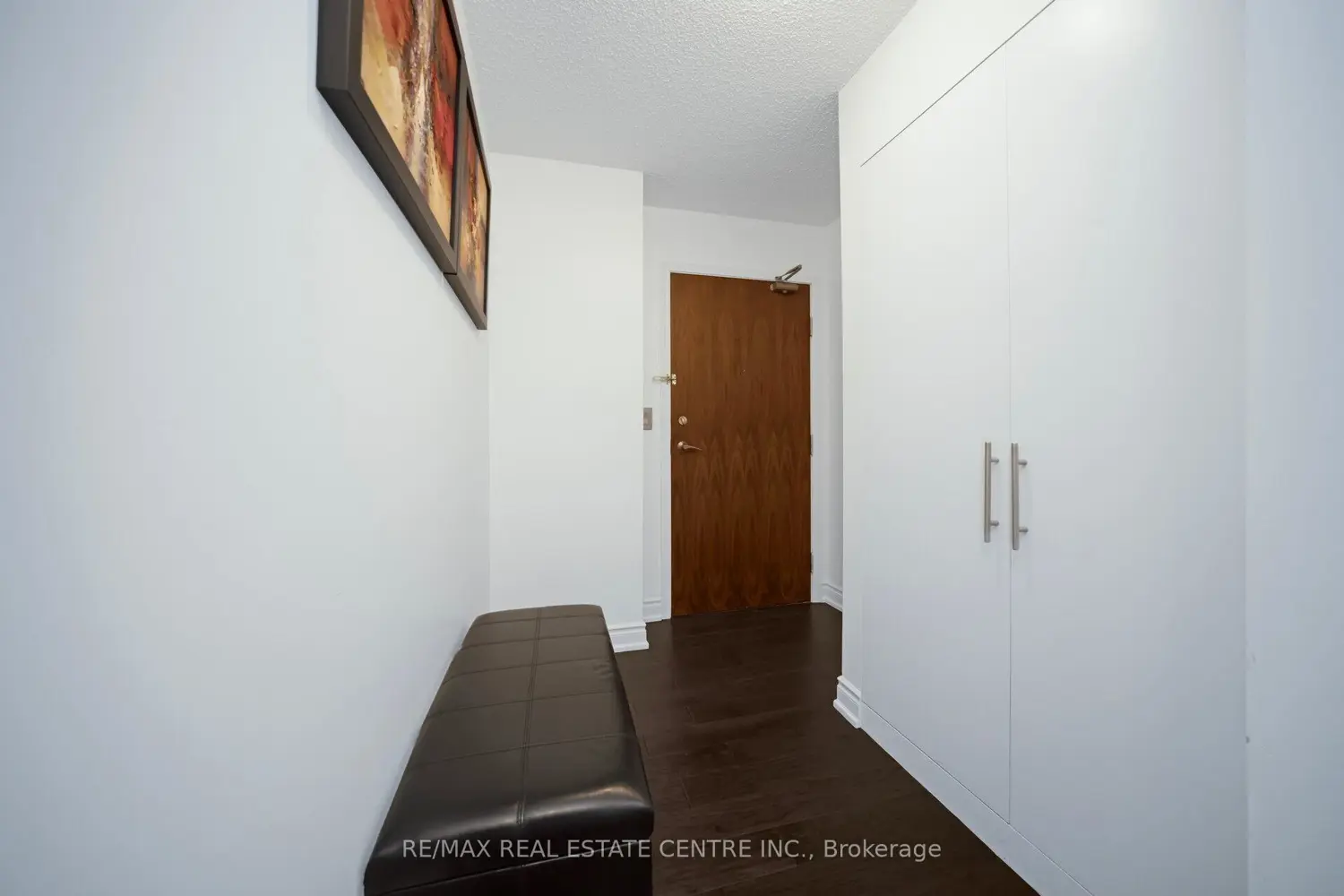 Additional image 4 of 1 Elm Drive 302