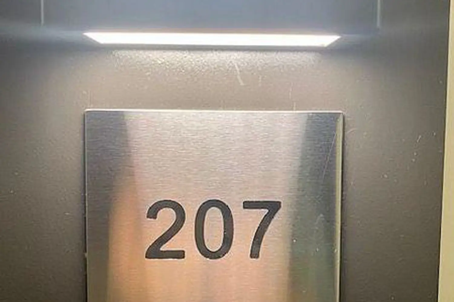 6 David Eyer Road 207