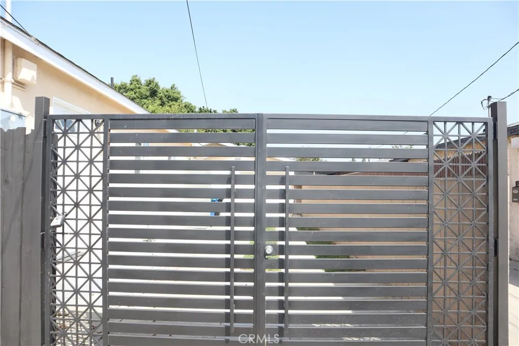 Additional image 16 of 2143 W Arlington St, Long Beach, CA 90810