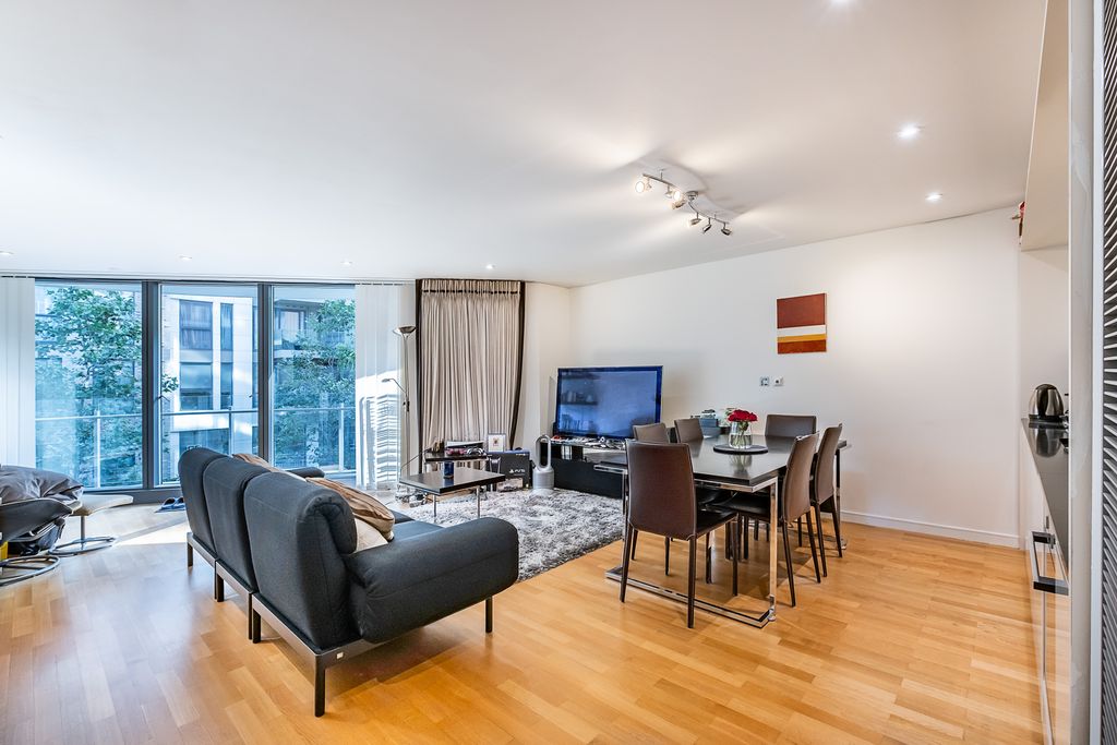 Additional image 2 of 2 bed flat for sale3 Hermitage Street, London W2