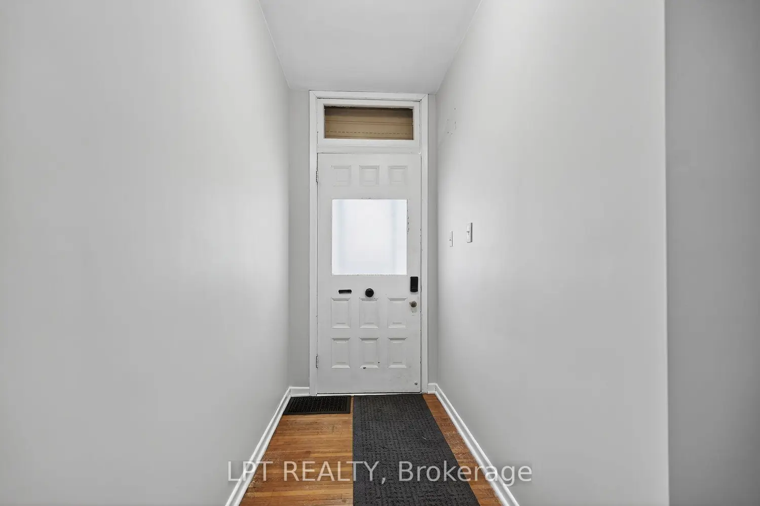 99 Inkerman Street photo 2