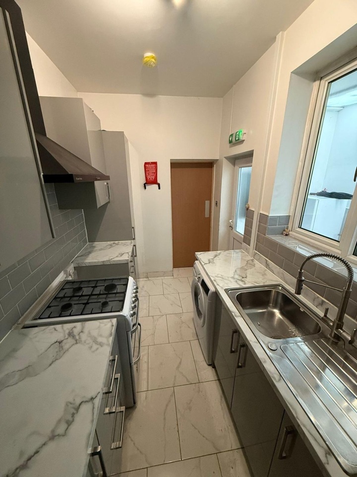 Additional image 27 of Room in a Shared House, Kenelm Road, B10, N1 7GU