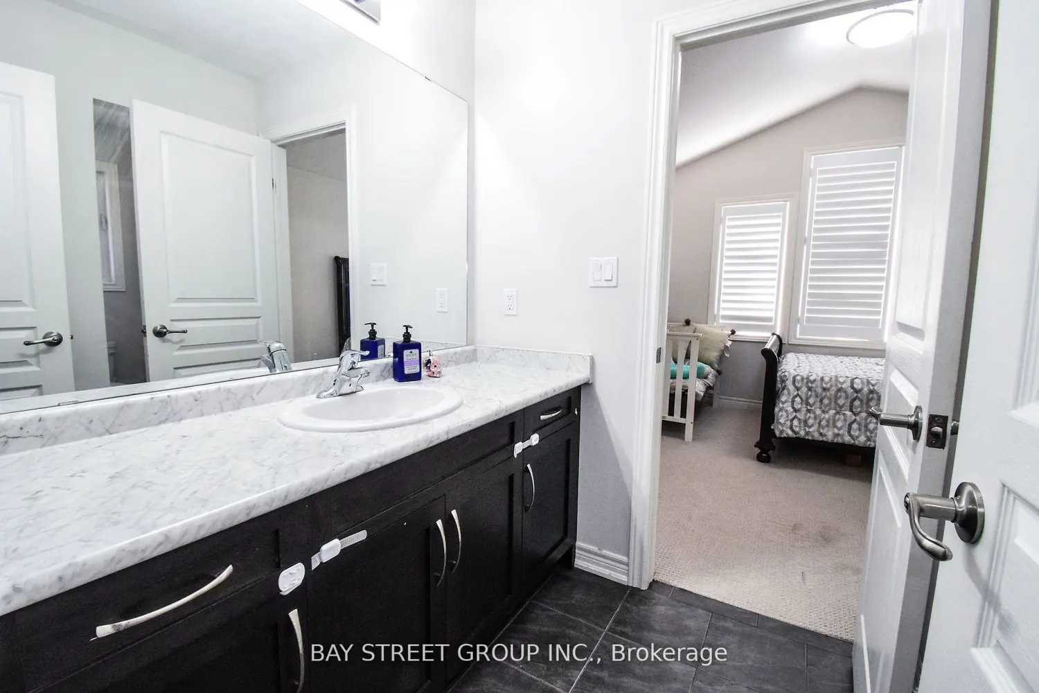 Additional image 16 of 490 Silverwood Avenue