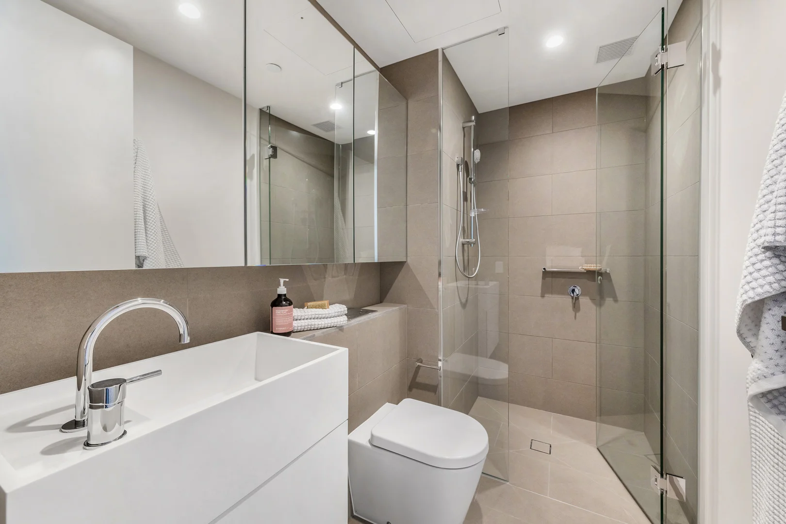 Additional image 10 of 6109/70 Southbank Boulevard, Southbank VIC 3006